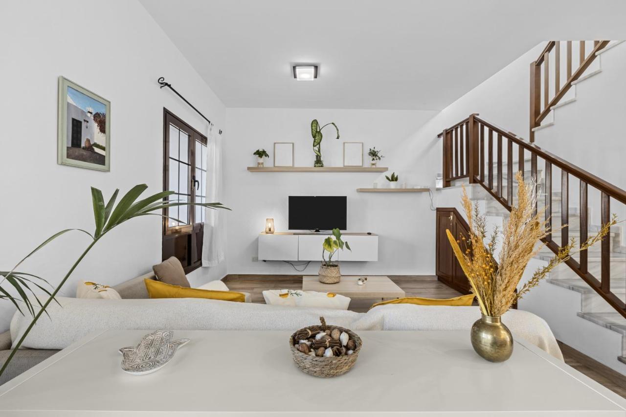 Casahost Casa Ahul Family Time Villa Costa Teguise Ngoại thất bức ảnh
