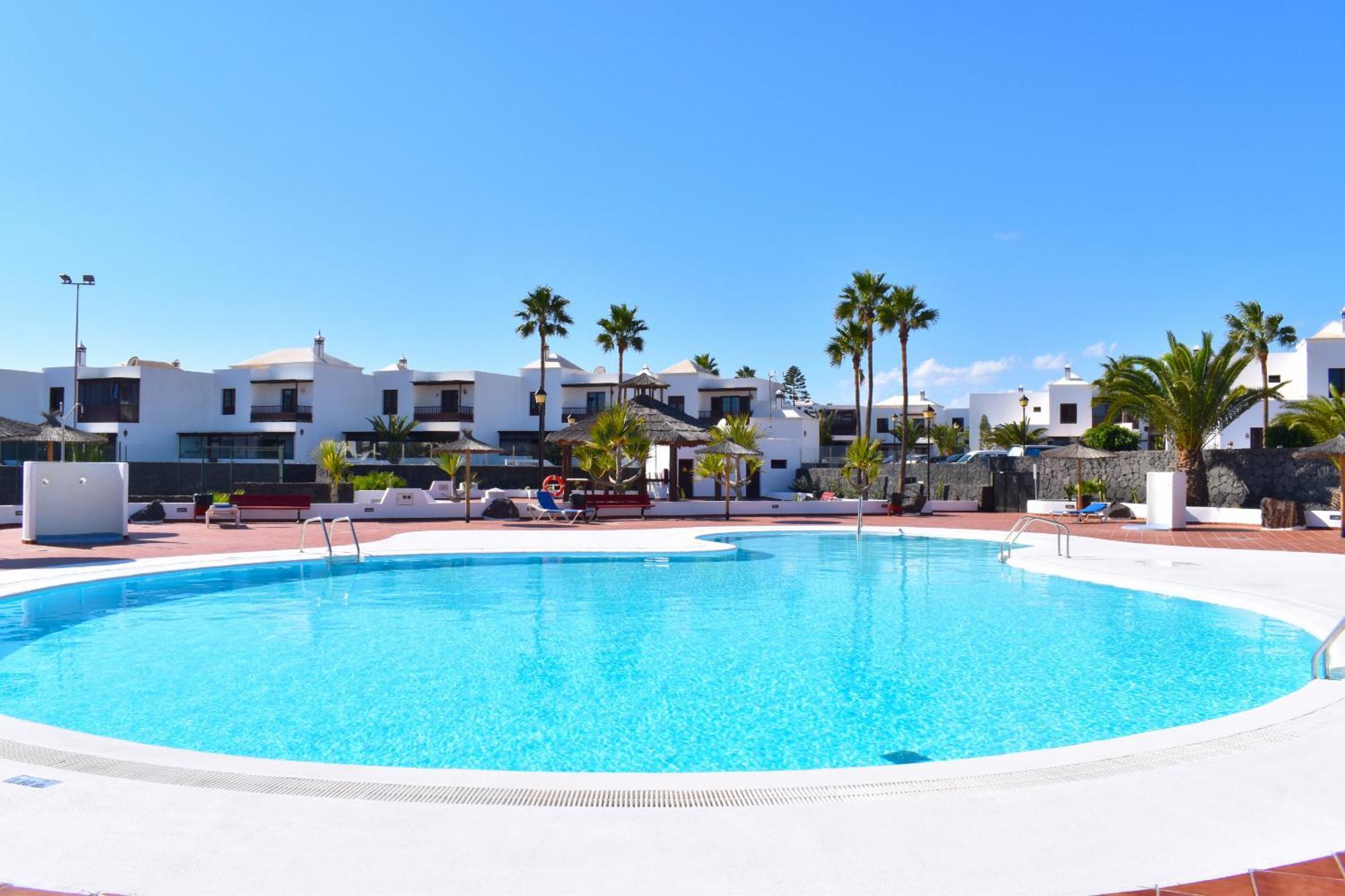 Casahost Casa Ahul Family Time Villa Costa Teguise Ngoại thất bức ảnh